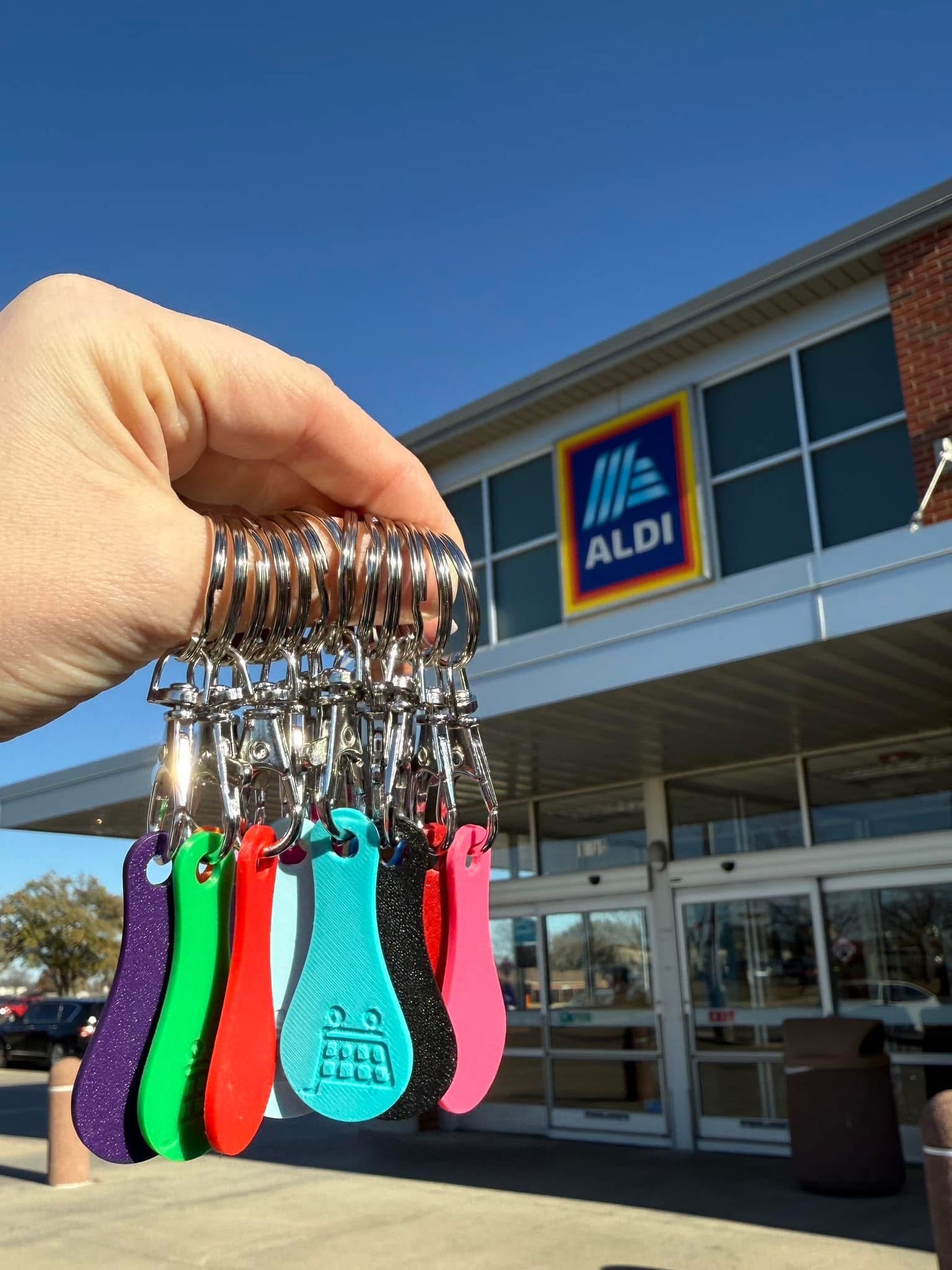 SHOPPING CART KEY CHAIN