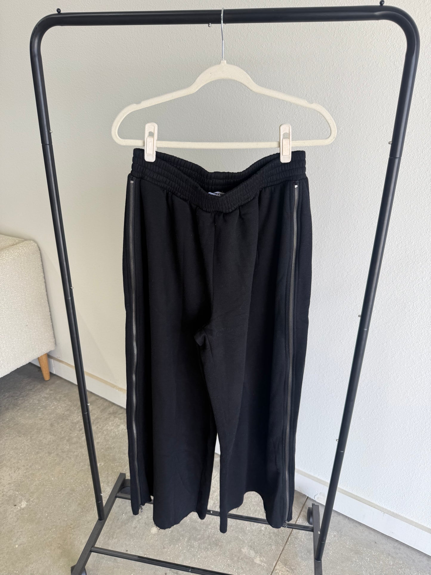 Closet Clean Out 1/2