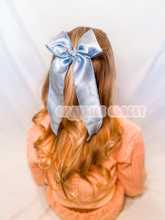 Medium Coquette Bow style