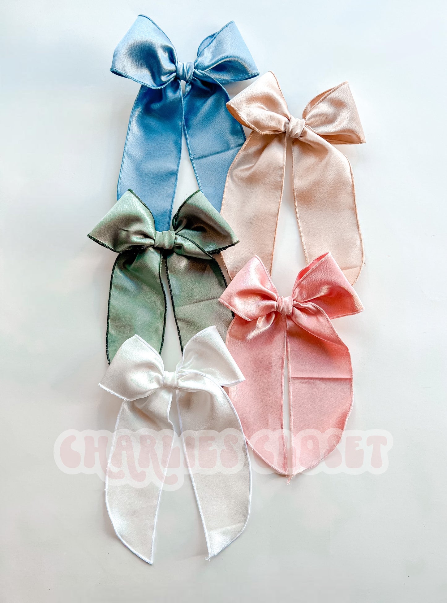 Medium Coquette Bow style