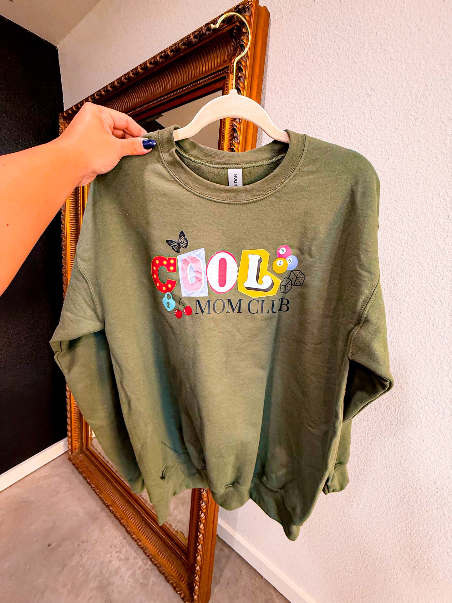 Cool Mom Club Pullover