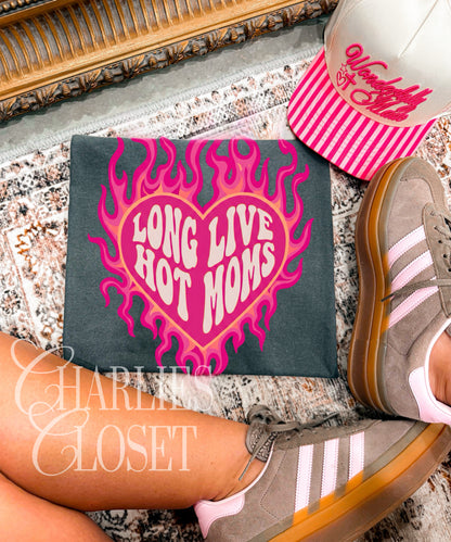 long live hot moms