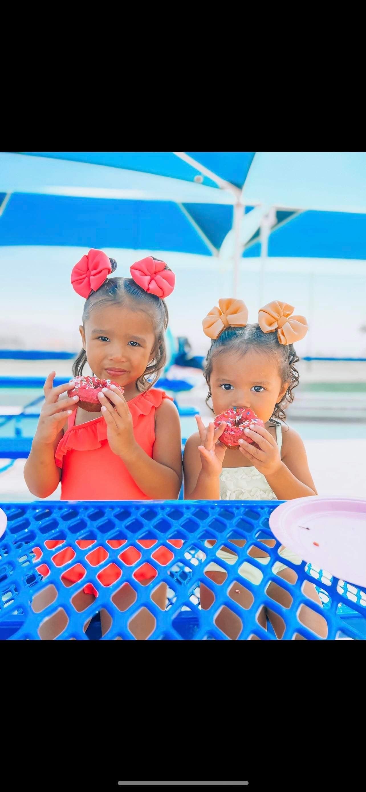 BUTTERFLY PIGGIE STYLE